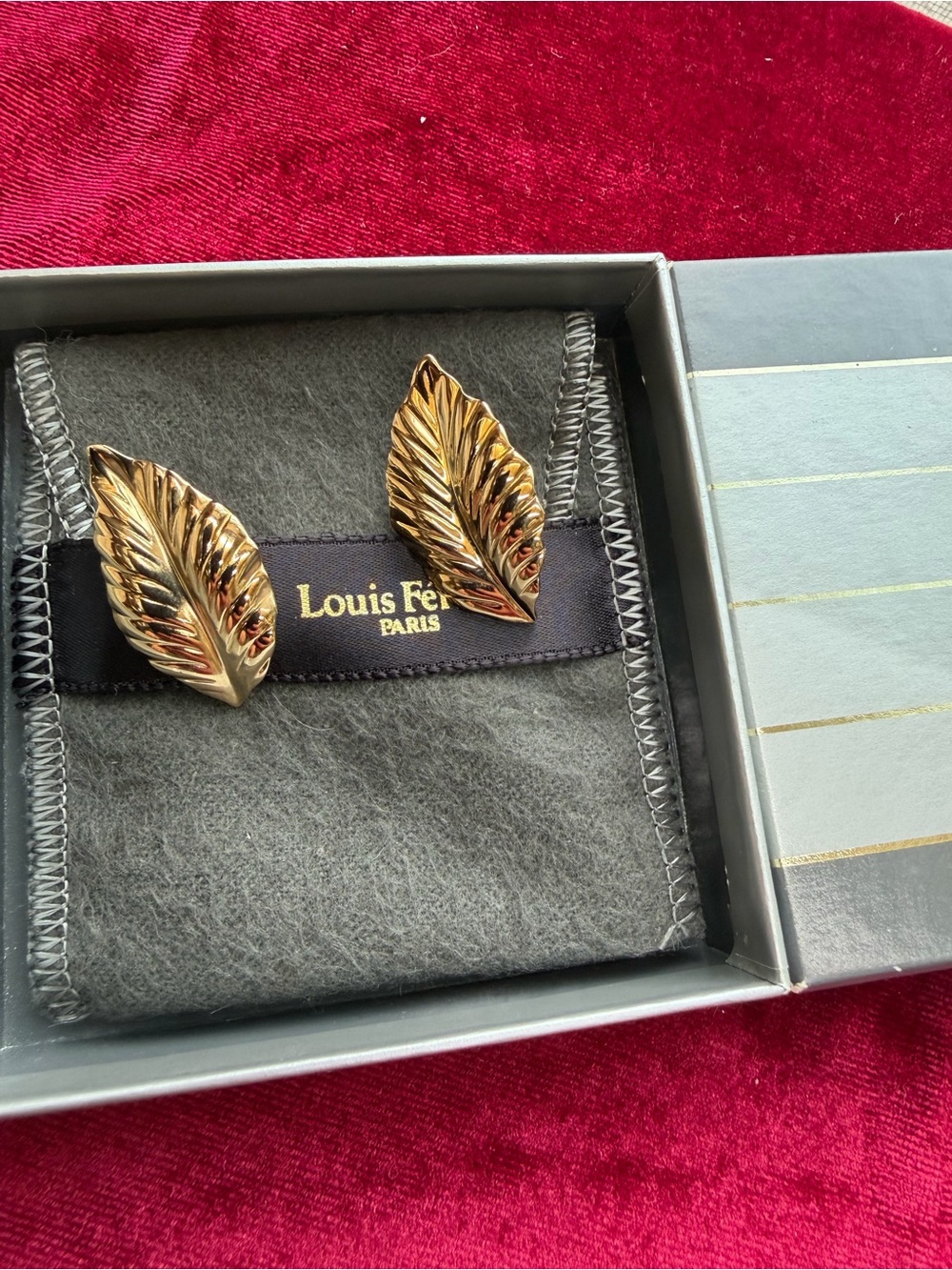 Vintage Louis Feraud Paris Gold Tone Leaf Stud Earrings